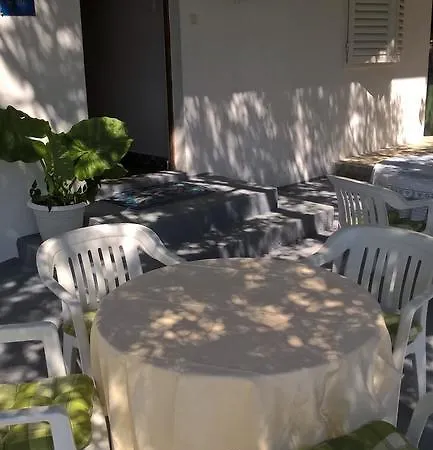 Apartman Pasko * Igrane